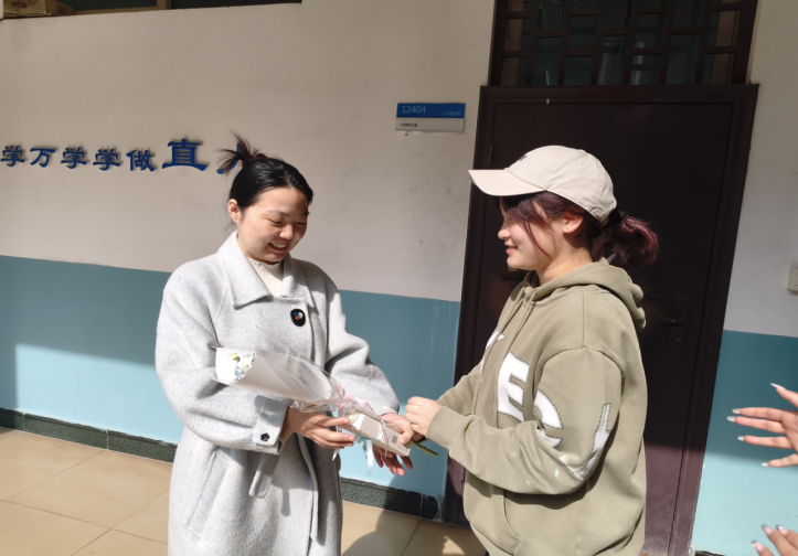 2dce60ce-0ce5-493c-b445-bcf0068fd4e9.png 2dce60ce-0ce5-493c-b445-bcf0068fd4e9.png